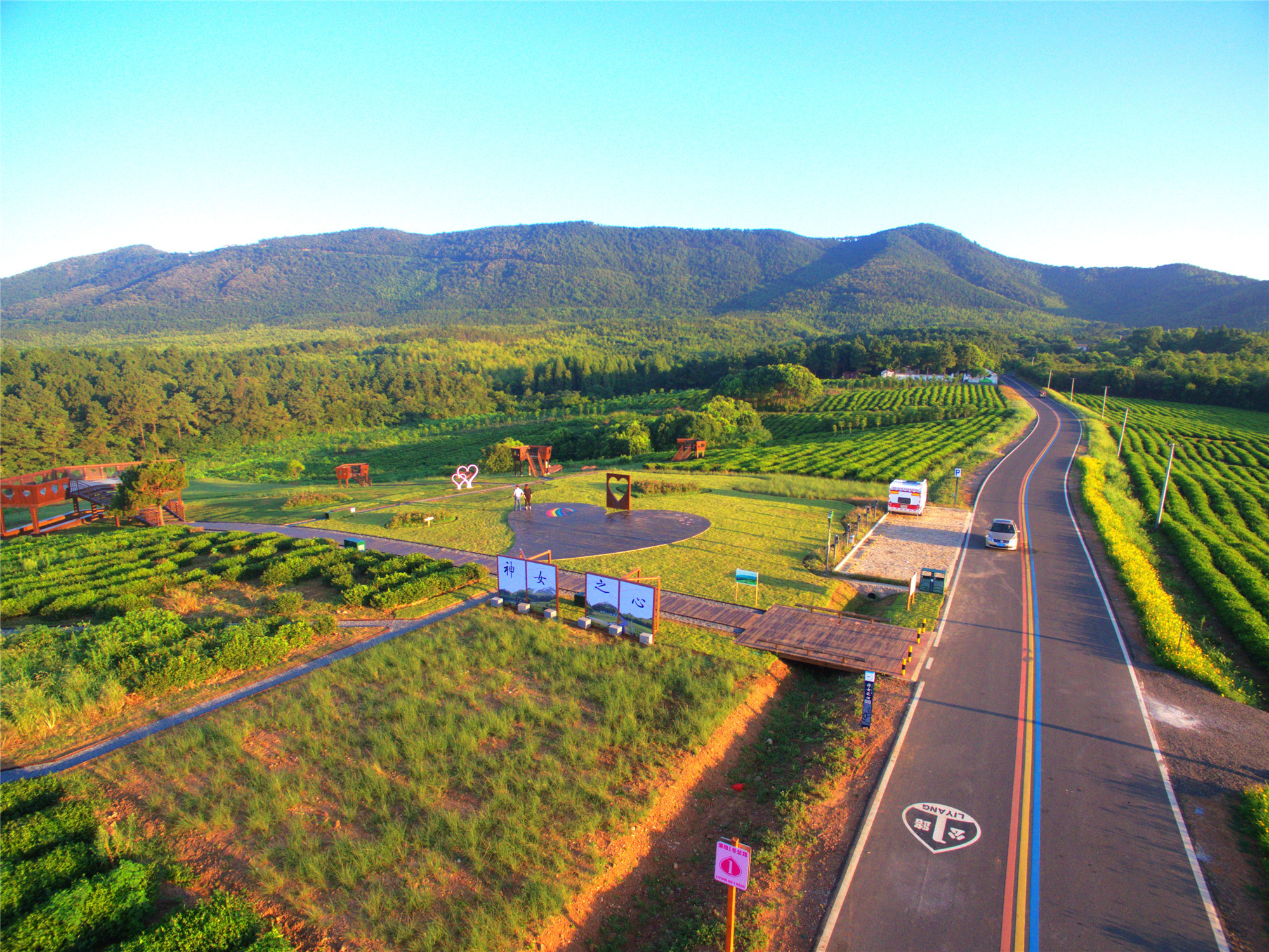 《鄉(xiāng)村建設(shè)項(xiàng)目庫(kù)建設(shè)指引（試行）》《鄉(xiāng)村建設(shè)任務(wù)清單管理指引（試行）》印發(fā)