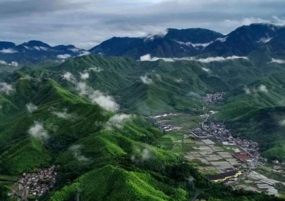 到2030年，碳排放統(tǒng)計核算體系構(gòu)建完成！8部門聯(lián)合印發(fā)《完善碳排放統(tǒng)計核算體系工作方案》